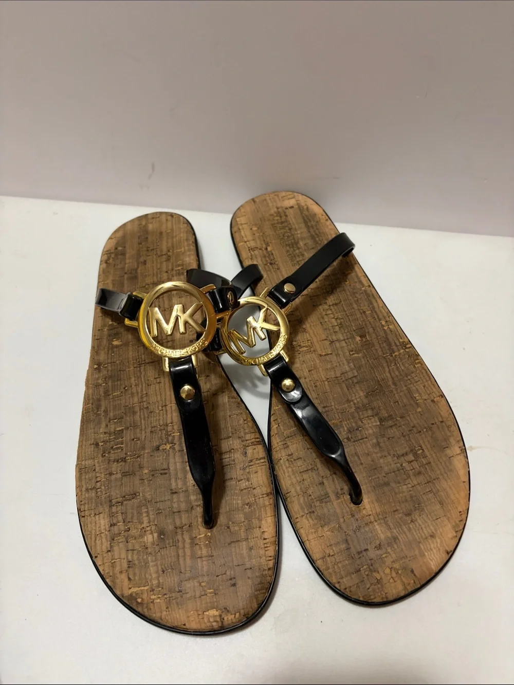Michael Michael Kors Black and Gold Logo Thong Sandals Sz 10 Women